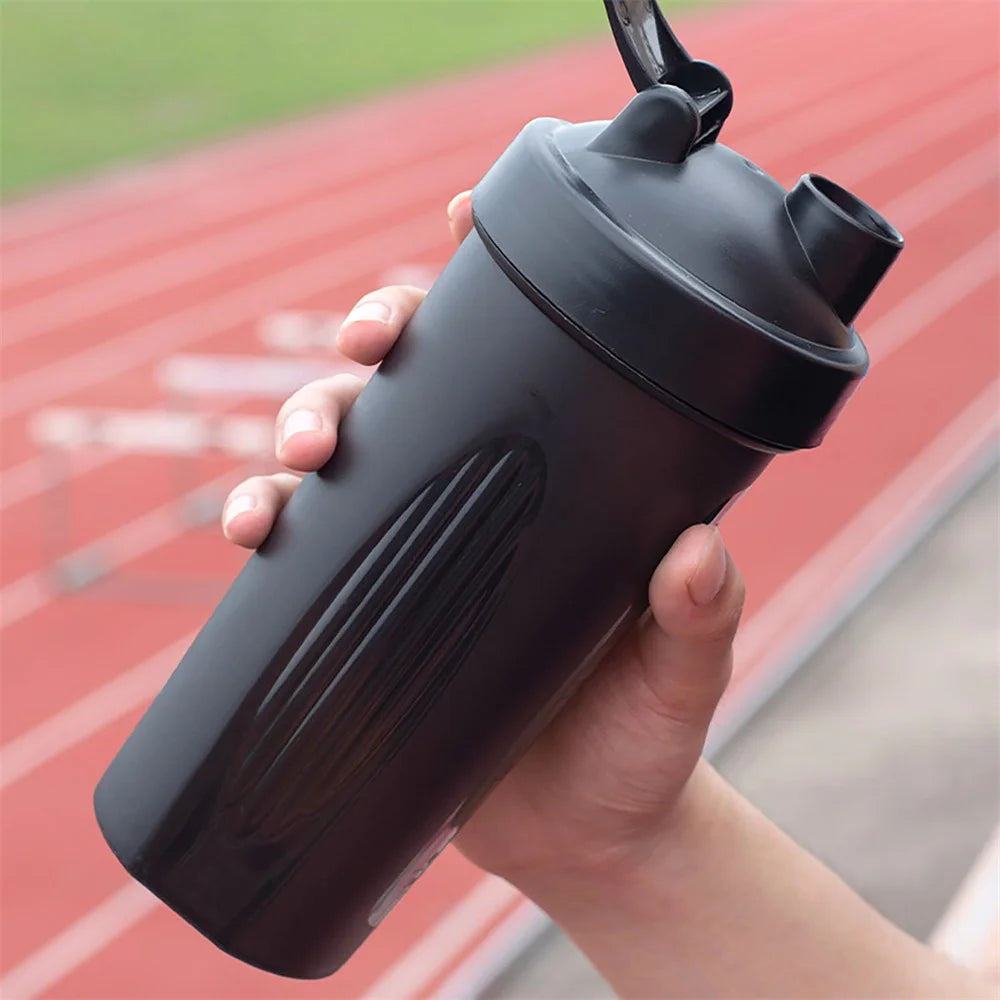 600ml Portable Protein Shaker Bottle – Fitness & Sports